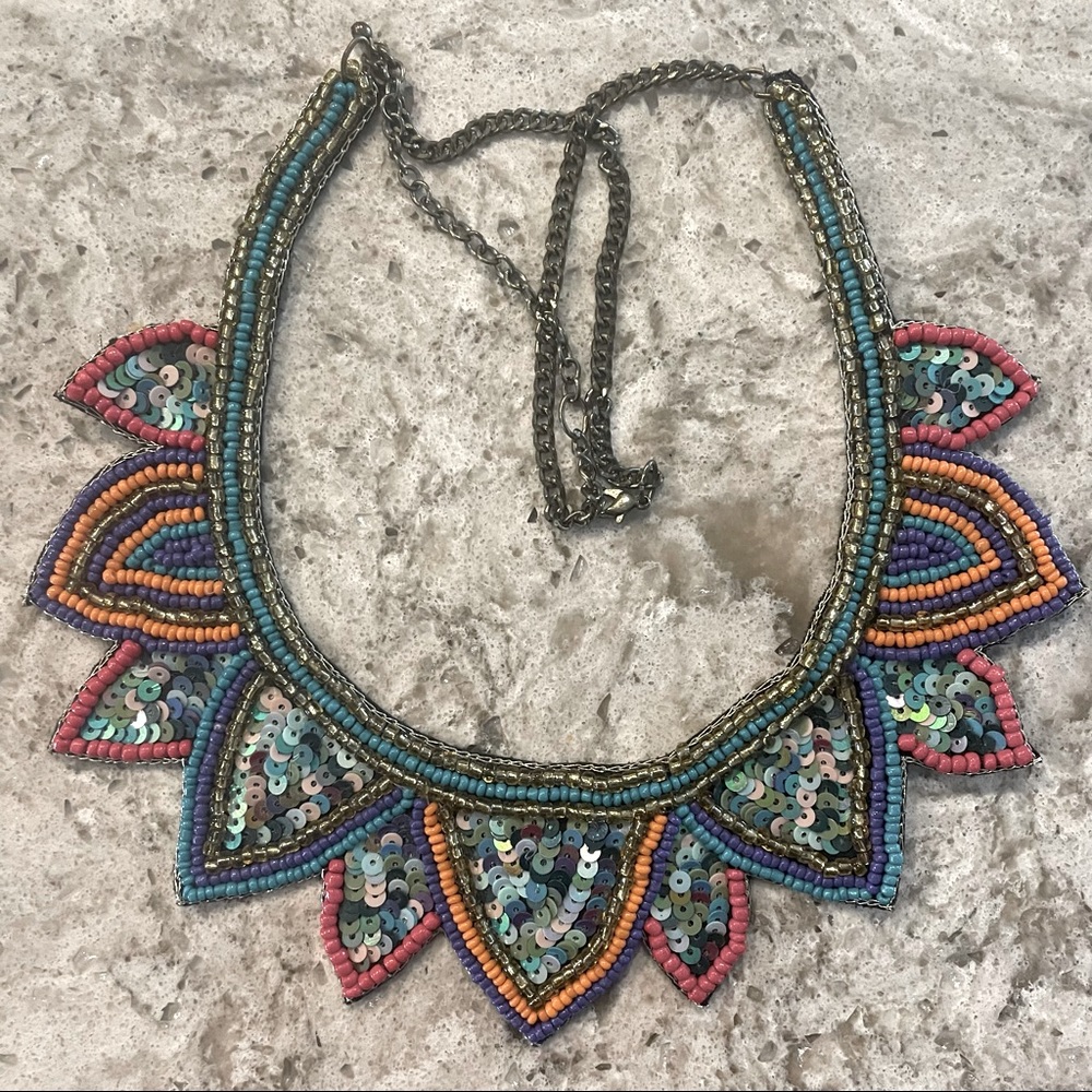 Colorful bib necklace - Picture 1 of 3